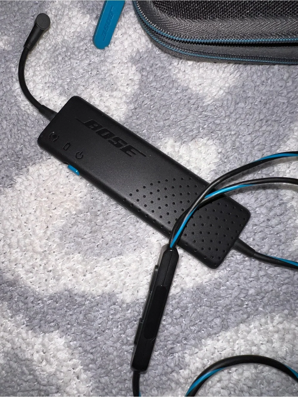 Bose Black and Blue Wired In-Ear Headphones with Carry Case